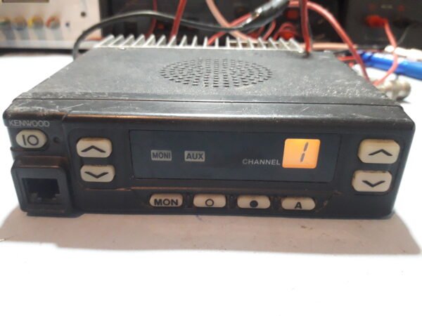 Equipo Kenwood TK-862D de UHF comercial programable de 450 a 480 MHz