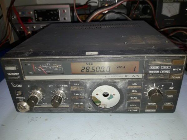 Icom IC-725 comercial, con detalles en descripción - Imagen 2