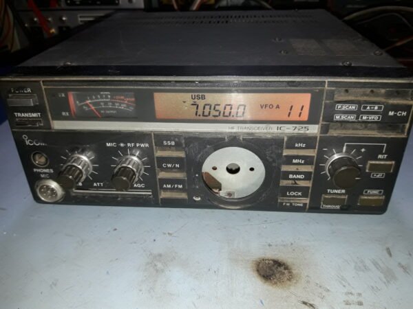 Icom IC-725 sin microfono, botones ni encoder, funcionando correctamente - Imagen 2
