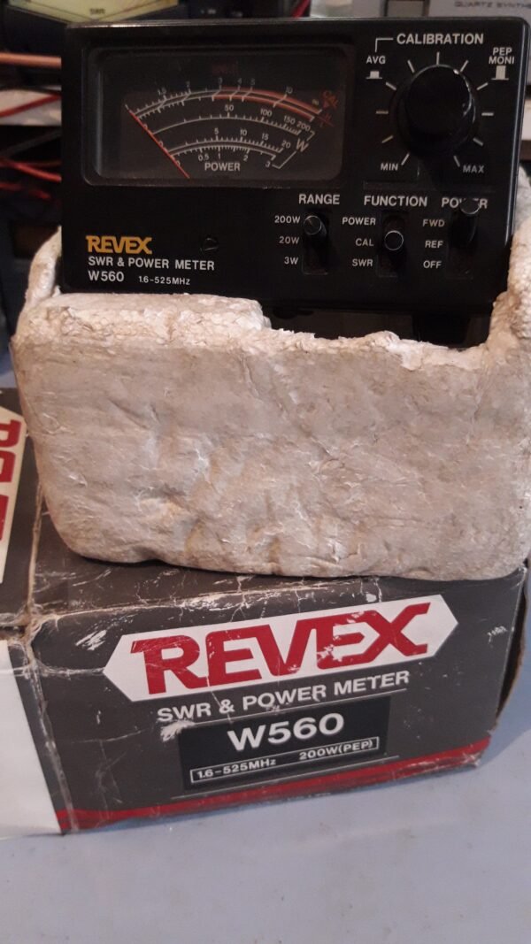 Roimetro Watimetro Revex HF/VHF y UHF hasta 200 Watts