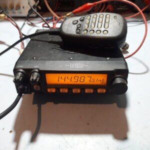 Yaesu FT-1802, VHF banda corrida 136 a 174 MHz, 50 Watts